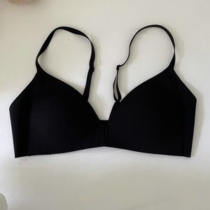 Lululemon Take Shape Bra 36B